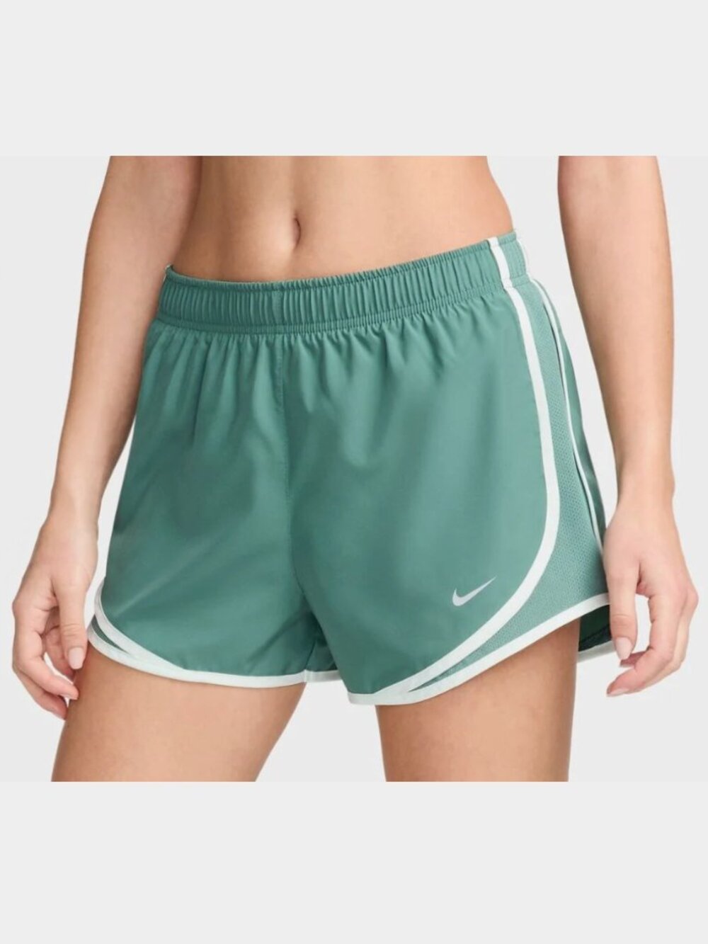NWT NEW NIKE WOMENS DRY TEMPO DRI-FIT 3" RUNNING SHORTS SAGE GREEN WHITE SIZE XS
